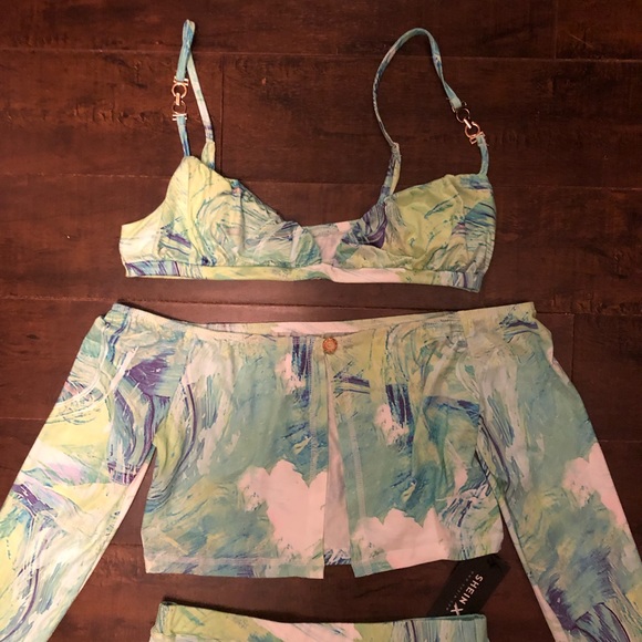 SHEIN X Ji Yeon Lee Tie-Dye Bralette & Shorts Set With Cardigan - Picture 5 of 8
